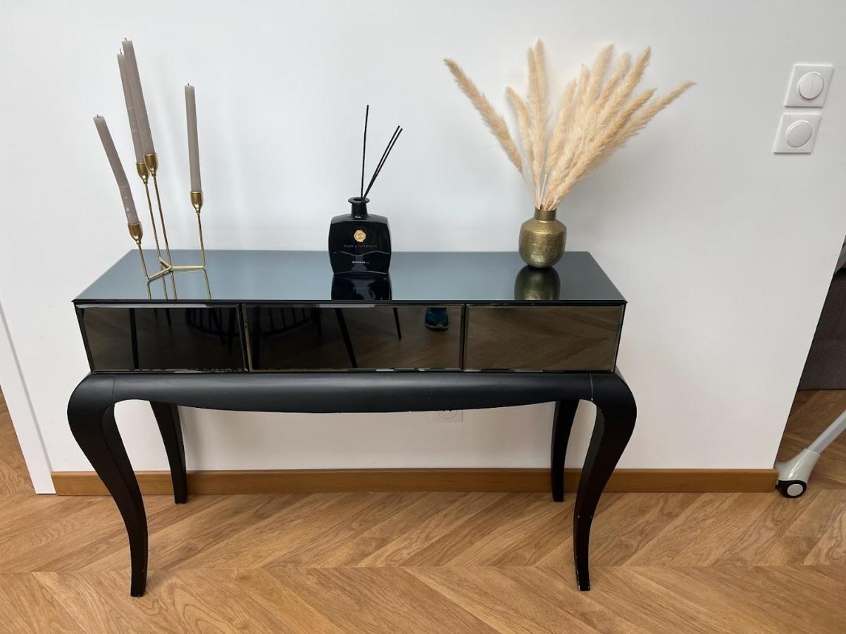Elegant T4 Centre Reims/parking Prive Apartment *