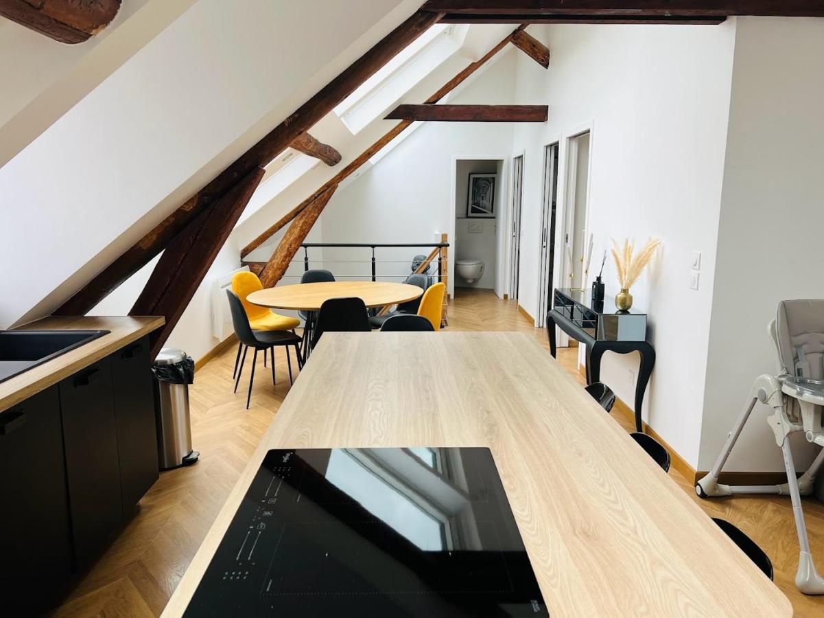 Apartment Elegant T4 Centre Reims/parking Prive